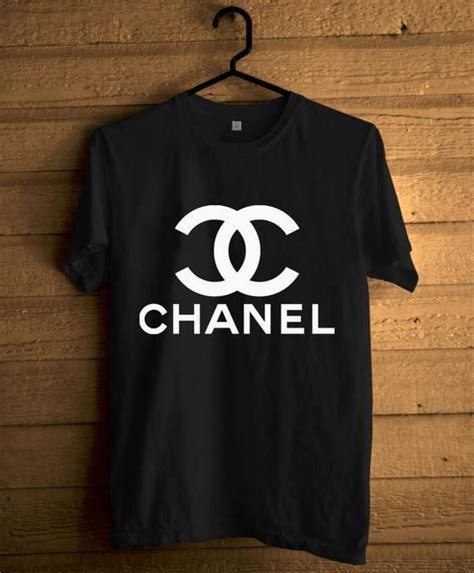 magliette di chanel|Top CHANEL Pre.